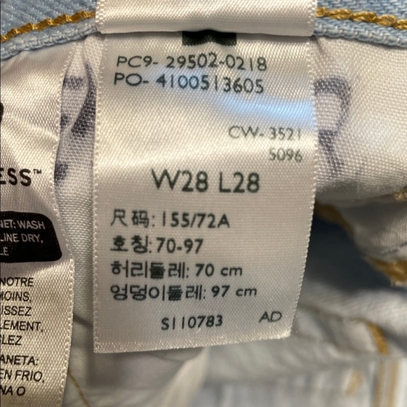 Levi's 501 Skinny Premium Light Wash Button Fly Straight Leg Distressed Denim 28 - Picture 12 of 13